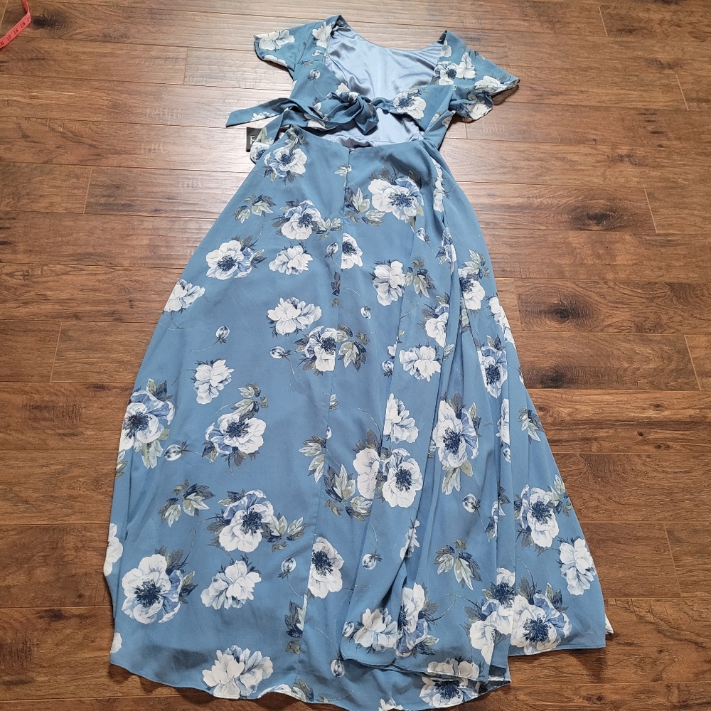 Lulus Dress - Picture 4 of 11
